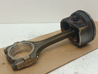 bontott HYUNDAI I30 Dugattyú és Hajtókar