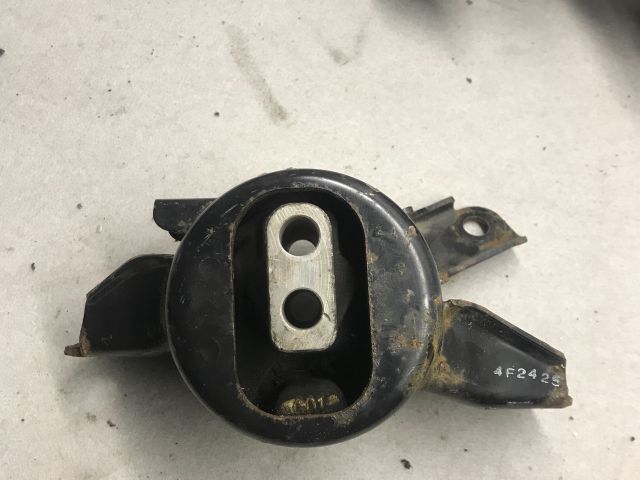 bontott HYUNDAI I30 Váltó Tartó Bak (Pozíciófüggetlen)