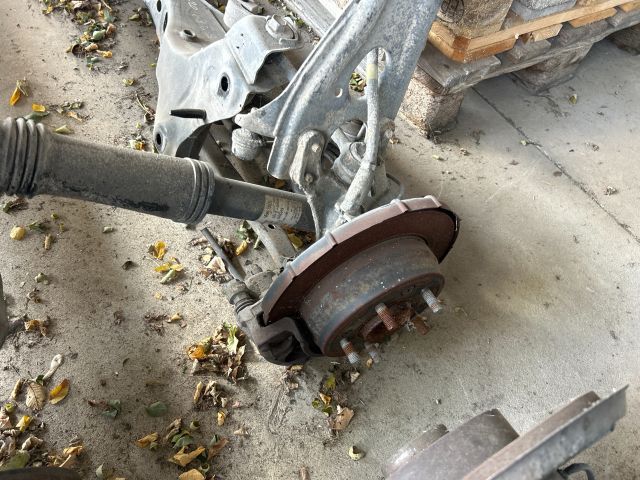 bontott HYUNDAI I30 Hátsó Híd (Tárcsafékes)