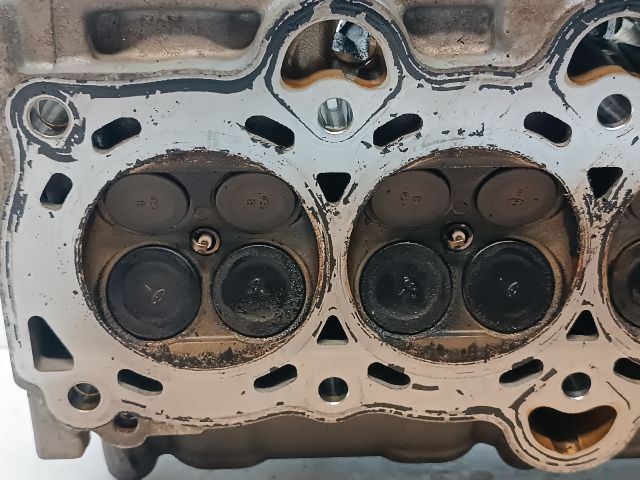 bontott HYUNDAI I30 Hengerfej