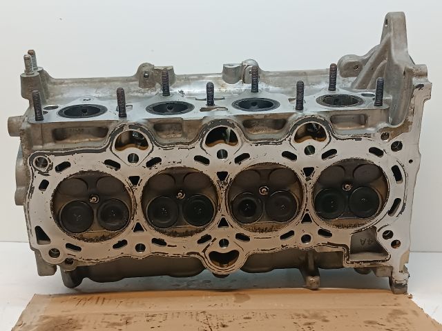 bontott HYUNDAI I30 Hengerfej