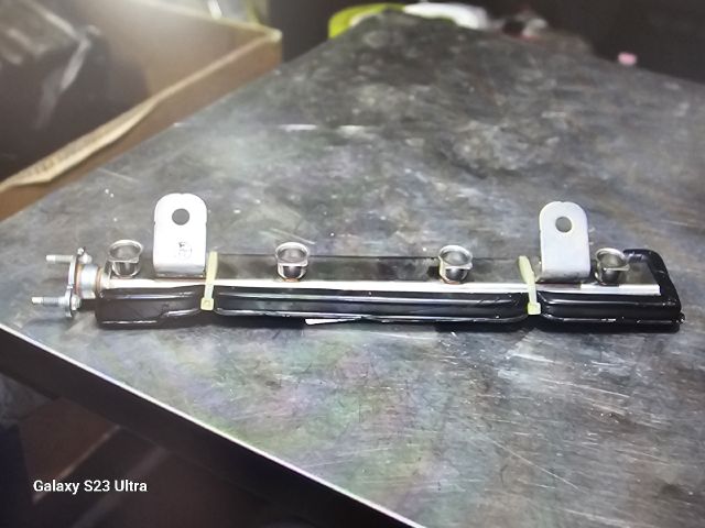 bontott HYUNDAI I30 Porlasztó Sor / Híd