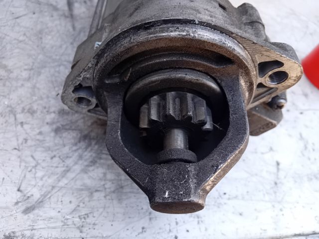 bontott HYUNDAI I30 Önindító