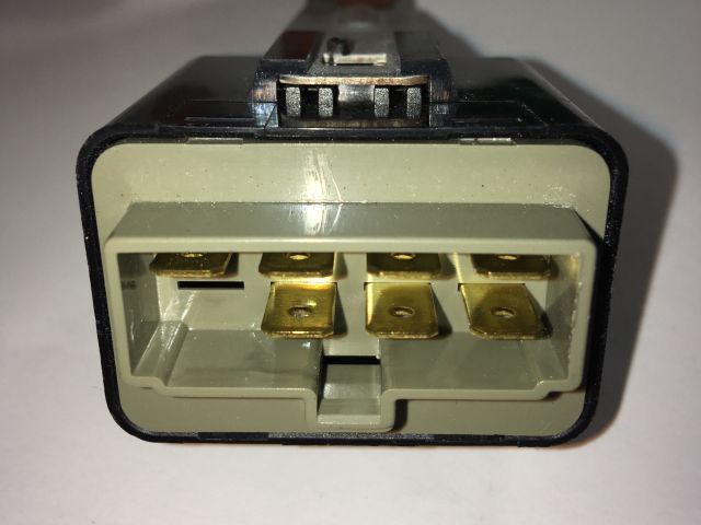 bontott HYUNDAI I30 Ablaktörlő Relé