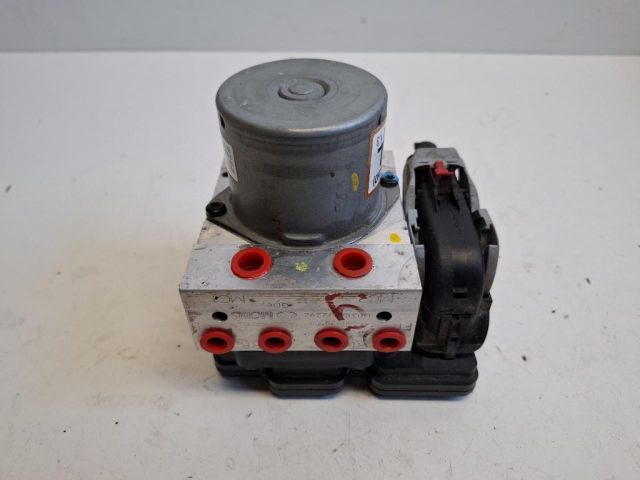 bontott HYUNDAI I30 ABS Kocka