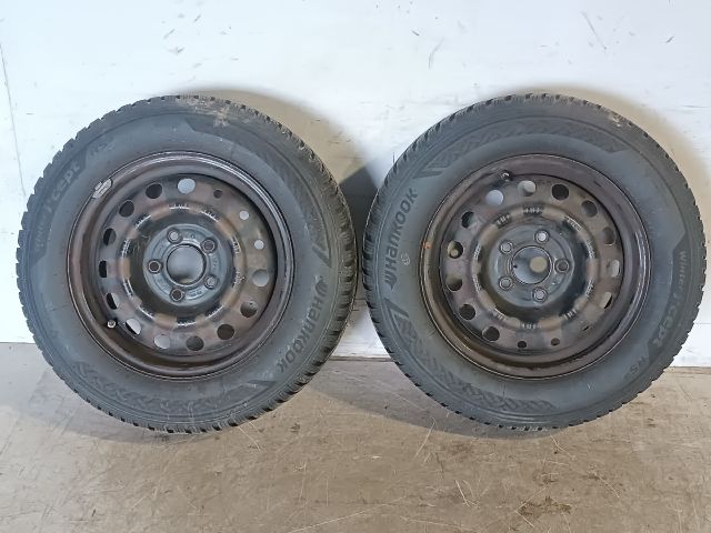 bontott HYUNDAI I30 Acélfelni Pár Gumival