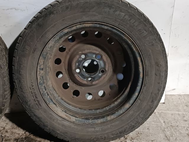 bontott HYUNDAI I30 Acélfelni Szett Gumival