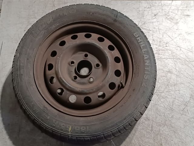 bontott HYUNDAI I30 Acélfelni Szett Gumival