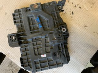 bontott HYUNDAI I30 Akkumulátor Tartó