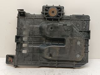 bontott HYUNDAI I30 Akkumulátor Tartó