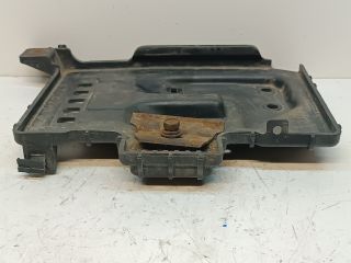 bontott HYUNDAI I30 Akkumulátor Tartó