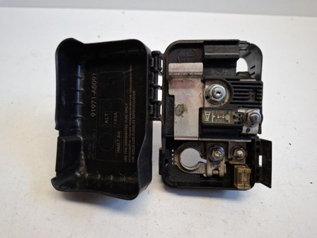 bontott HYUNDAI I30 Akkumulátor Vezérlő Panel