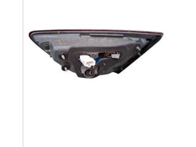 bontott HYUNDAI I30 Bal Belső Hátsó Lámpa