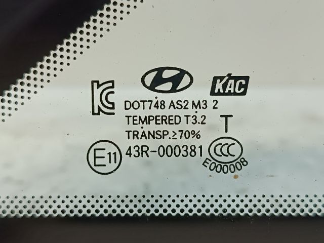 bontott HYUNDAI I30 Bal C Oszlop Oldalablak Üveg