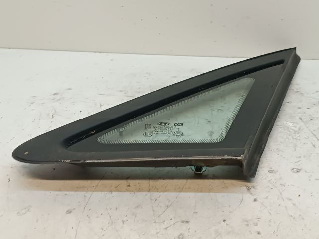 bontott HYUNDAI I30 Bal C Oszlop Oldalablak Üveg