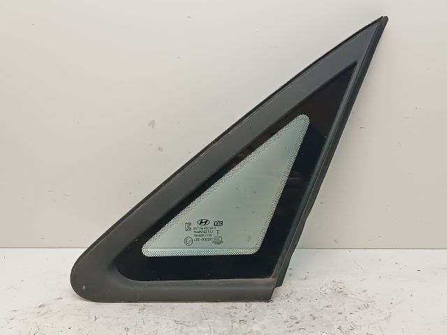 bontott HYUNDAI I30 Bal C Oszlop Oldalablak Üveg