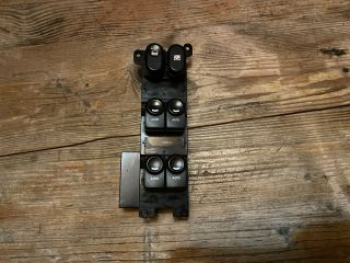 bontott HYUNDAI I30 Bal első Ablakemelő Kapcsoló