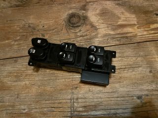 bontott HYUNDAI I30 Bal első Ablakemelő Kapcsoló