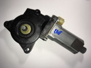 bontott HYUNDAI I30 Bal első Ablakemelő Motor