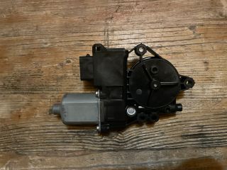 bontott HYUNDAI I30 Bal első Ablakemelő Motor