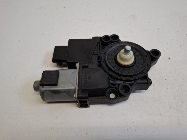 bontott HYUNDAI I30 Bal első Ablakemelő Motor