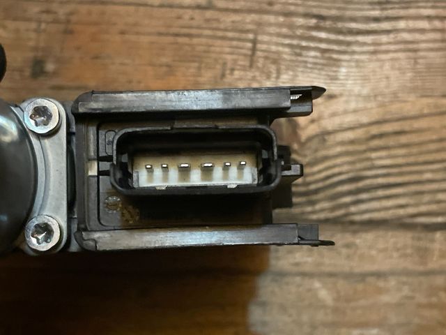 bontott HYUNDAI I30 Bal első Ablakemelő Motor