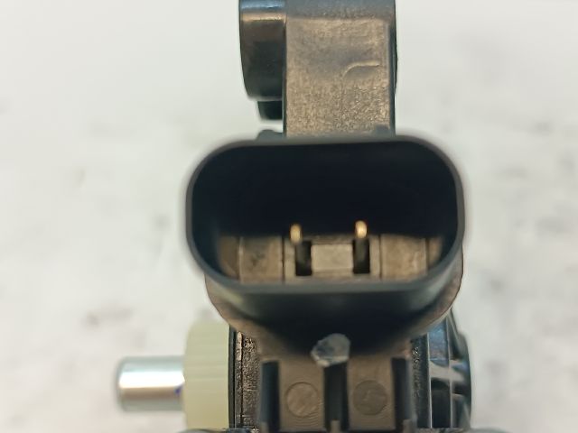 bontott HYUNDAI I30 Bal első Ablakemelő Motor