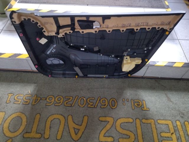 bontott HYUNDAI I30 Bal első Ajtó Kárpit