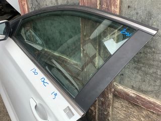 bontott HYUNDAI I30 Bal első Ajtó (Részeivel)