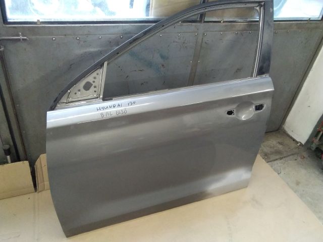 bontott HYUNDAI I30 Bal első Ajtó (Üres lemez)