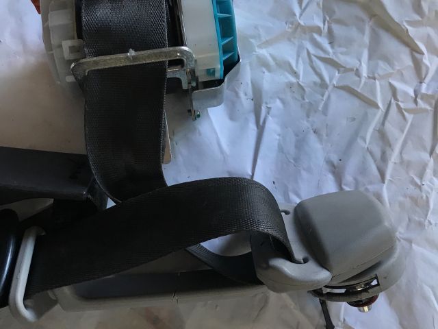 bontott HYUNDAI I30 Bal első Biztonsági Öv