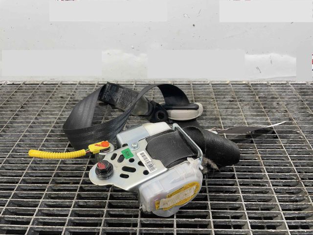 bontott HYUNDAI I30 Bal első Biztonsági Öv