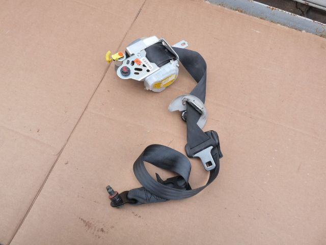 bontott HYUNDAI I30 Bal első Biztonsági Öv