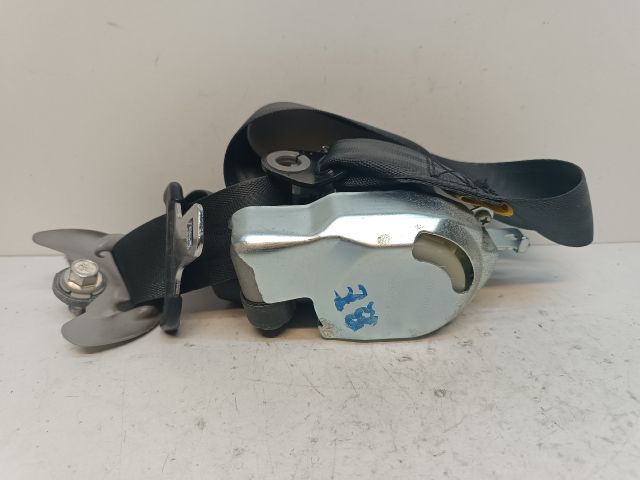 bontott HYUNDAI I30 Bal első Biztonsági Öv