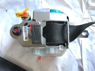 bontott HYUNDAI I30 Bal első Biztonsági Öv