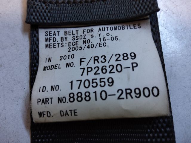 bontott HYUNDAI I30 Bal első Biztonsági Öv