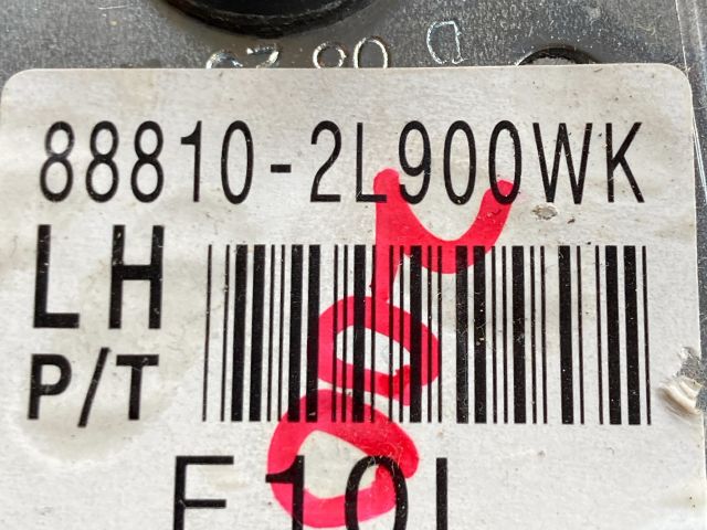 bontott HYUNDAI I30 Bal első Biztonsági Öv