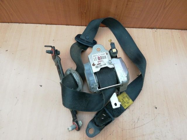 bontott HYUNDAI I30 Bal első Biztonsági Öv