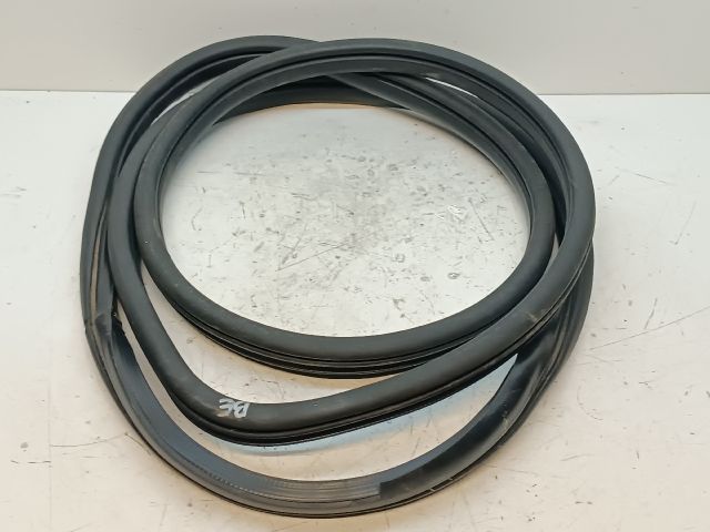 bontott HYUNDAI I30 Bal első Gumikéder