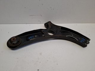 bontott HYUNDAI I30 Bal első Lengőkar