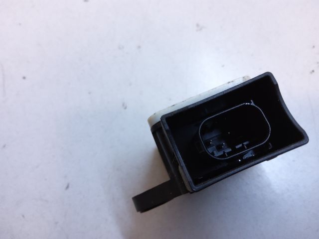 bontott HYUNDAI I30 Bal első Oldal Ütközés Érzékelő