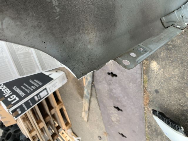 bontott HYUNDAI I30 Bal első Sárvédő