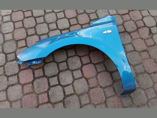 bontott HYUNDAI I30 Bal első Sárvédő