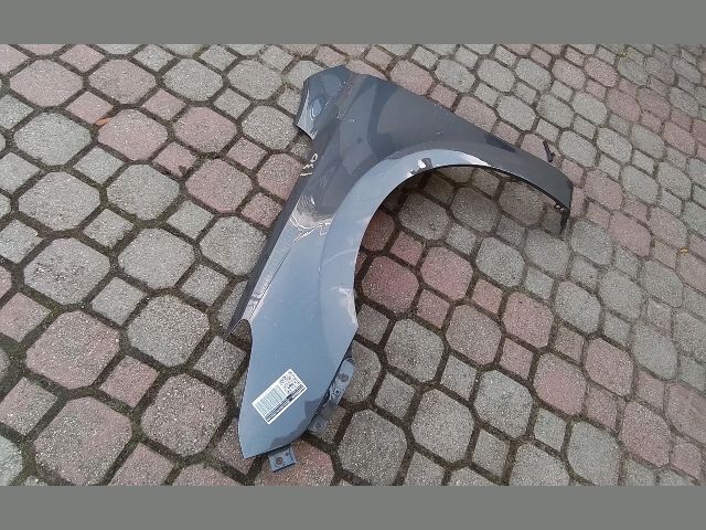 bontott HYUNDAI I30 Bal első Sárvédő