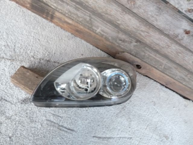 bontott HYUNDAI I30 Bal Fényszóró