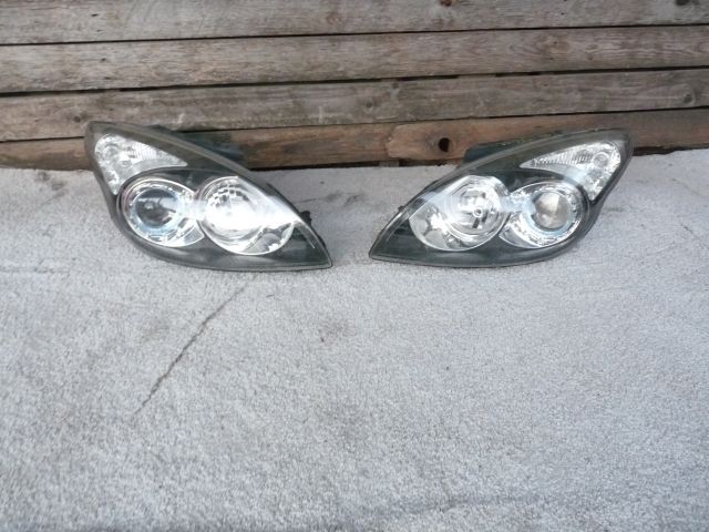 bontott HYUNDAI I30 Bal Fényszóró