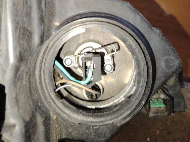 bontott HYUNDAI I30 Bal Fényszóró