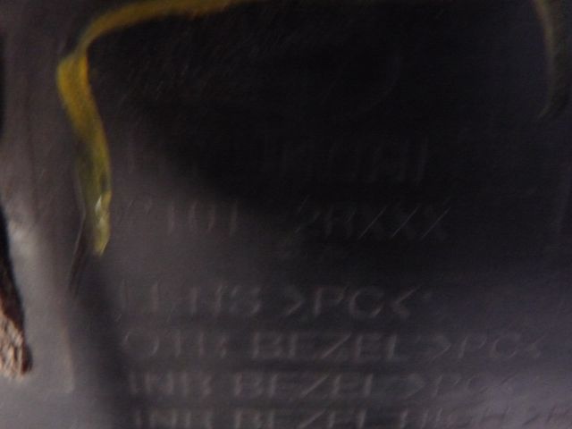 bontott HYUNDAI I30 Bal Fényszóró