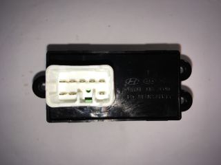 bontott HYUNDAI I30 Bal hátsó Ablakemelő Kapcsoló