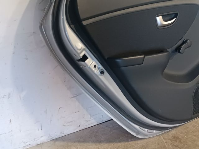 bontott HYUNDAI I30 Bal hátsó Ajtó (Részeivel)